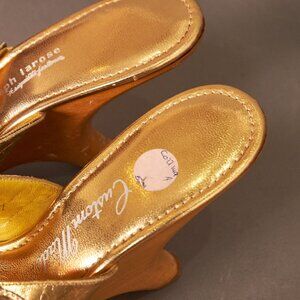 1950s Gold Jeweled Wood Boomerang Carved Insane Wedge Heels